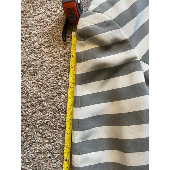 Liz Claiborne Collection Striped Zipper Blazer - Size 16*** - Picture 6 of 6